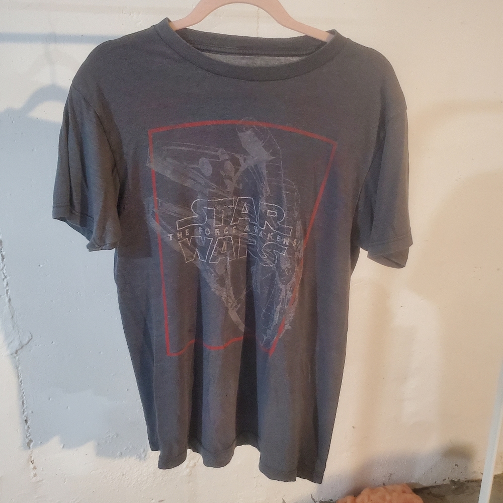 Men's medium dark gray Heather star wars graphic tee